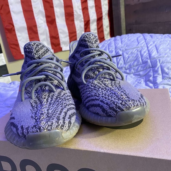 yeezy belugas - Picture 6 of 6